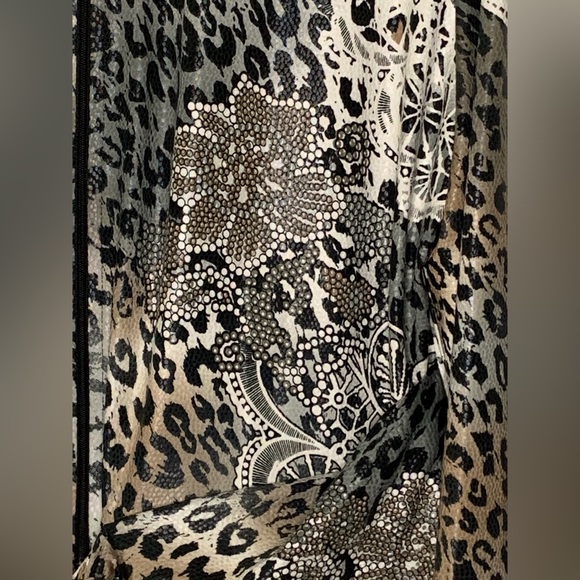 Joseph Ribkoff - Multi Print Blouse With Zipper Front And Oversized Cuffs - Picture 10 of 12